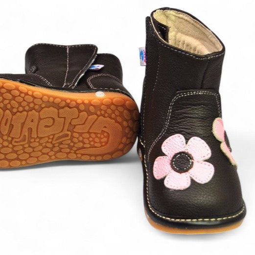Fluffy-lined kids' boots for girls