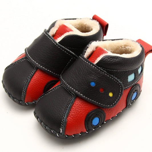 Car-themed black and red toddler shoes, ideal as first walkers for kids