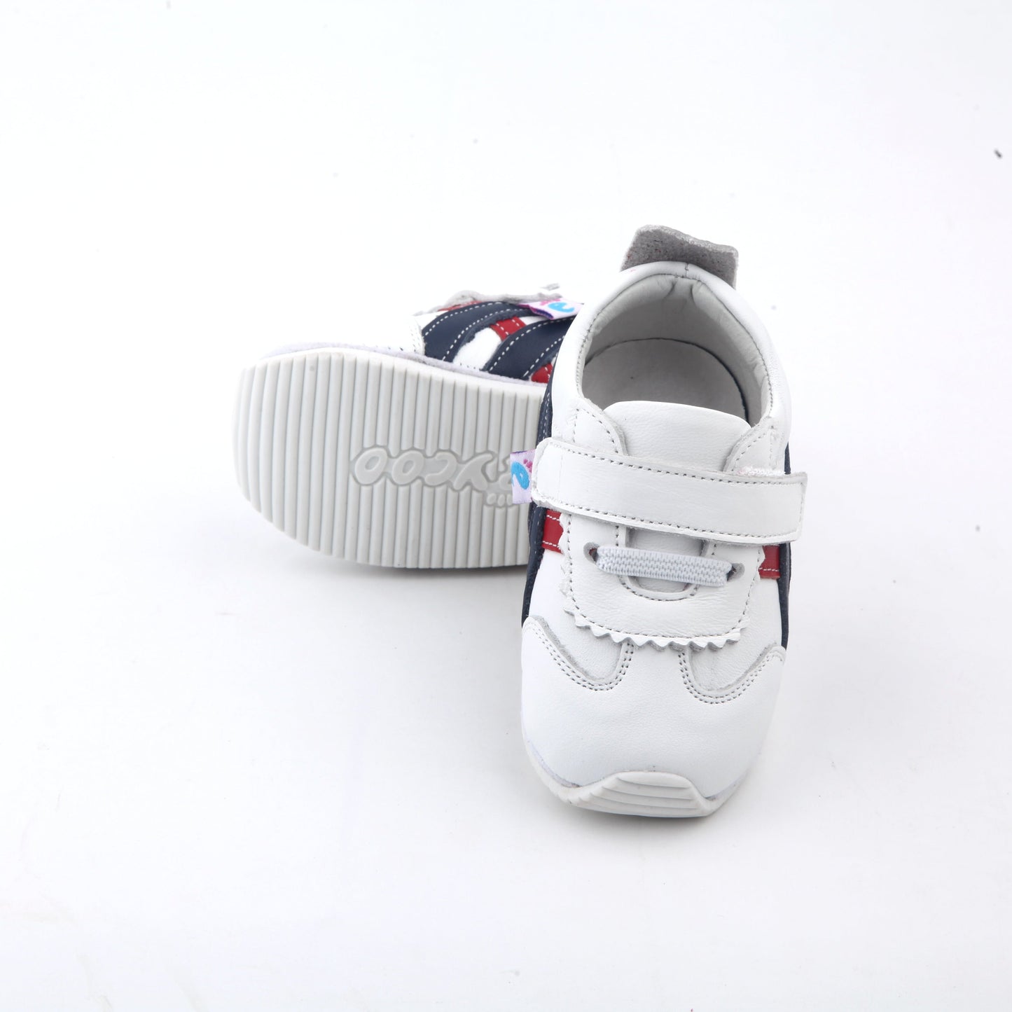 Tiny Treads Kids’ Sneakers Stylish Toddler First Walkers in white 