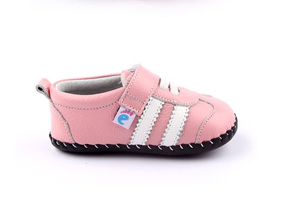 pink soft-soled kids’ shoes for girls